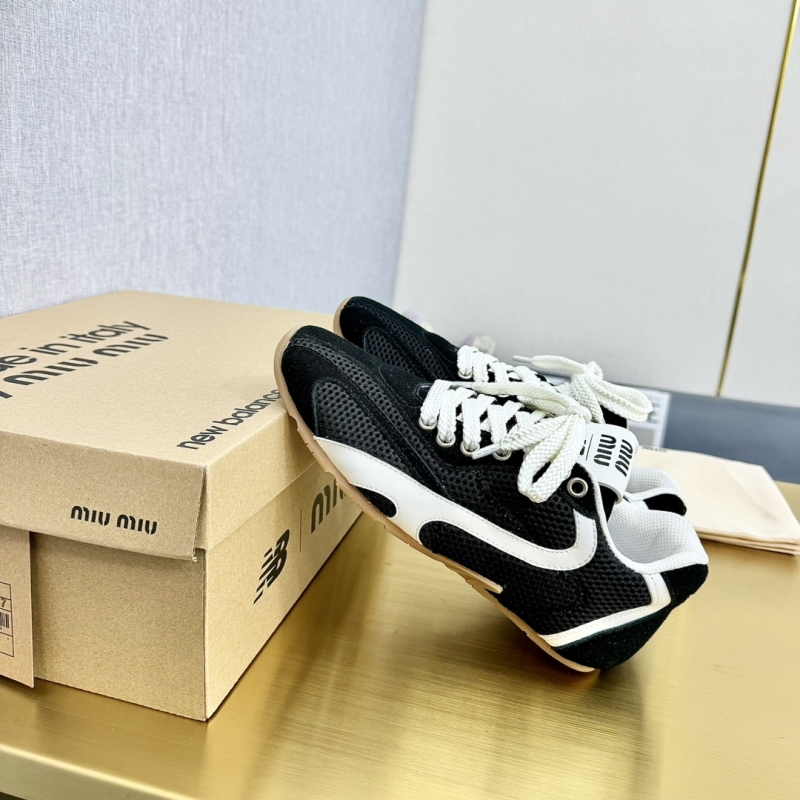 Miu Miu Casual Shoes